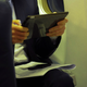 Un plan para hacer explotar un iPad habría motivado la prohibición de <i>gadgets </i>en los vuelos entre Medio Oriente y EE.UU.<em></em>